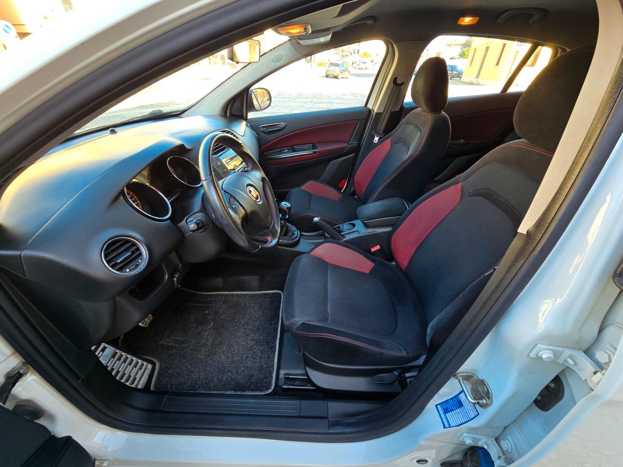 Fiat Bravo 1.6 MJT 105 CV DPF Dynamic ok Neopatentati