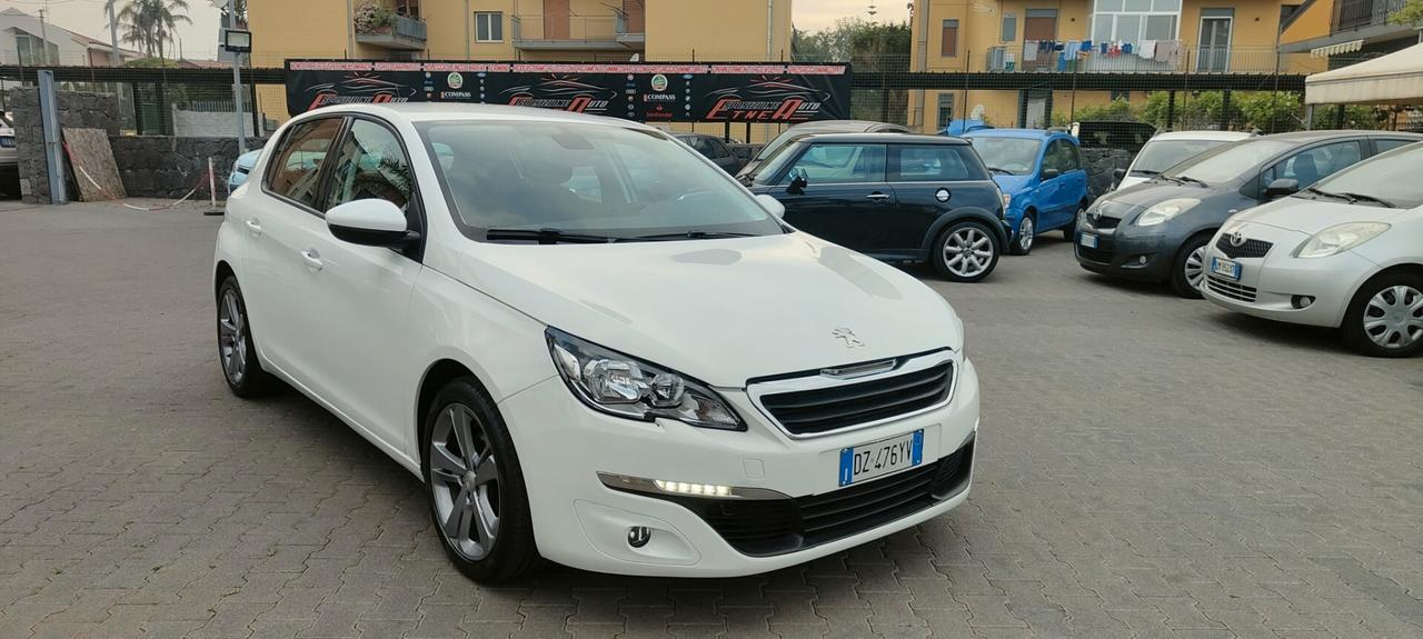 Peugeot 308 BlueHDi 120 Allure cambio automatico