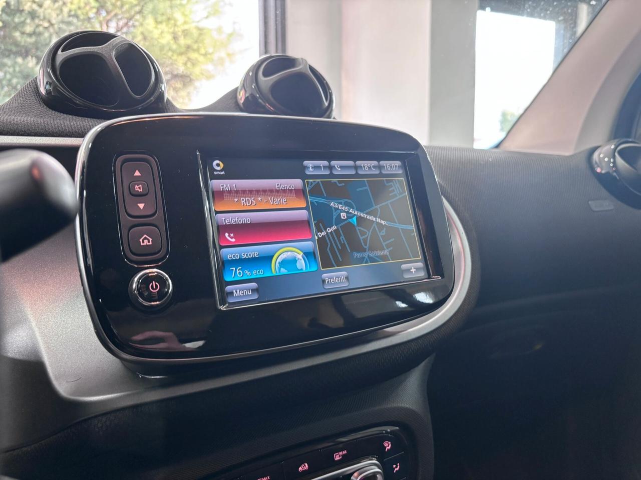 SMART FORTWO 0.9 T TWINAMIC PASSION TETTO-NAVI-LED-RETRO