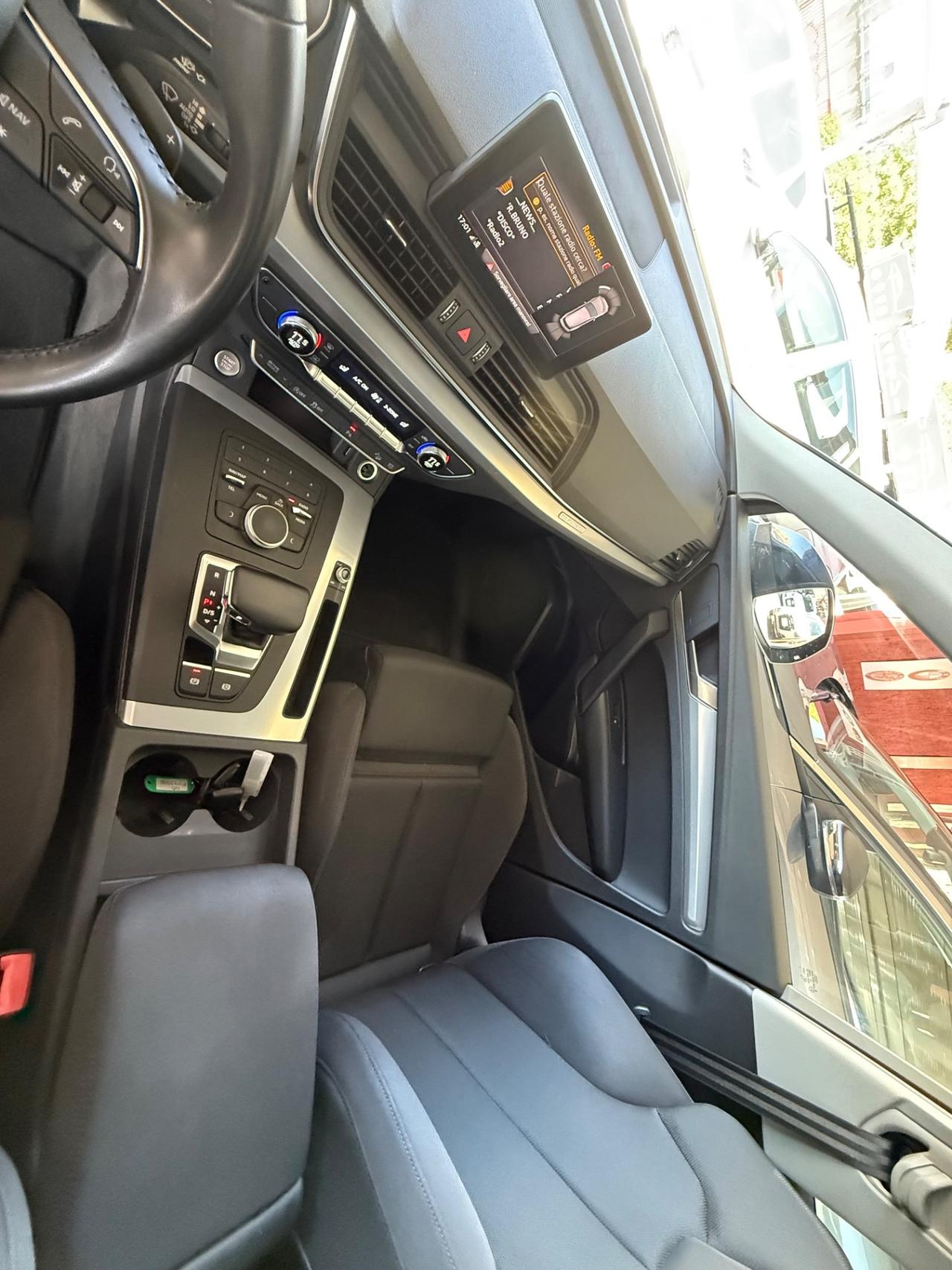 Q5 2.0 TDI 190 CV quattro S tronic/s-line/rate/permute