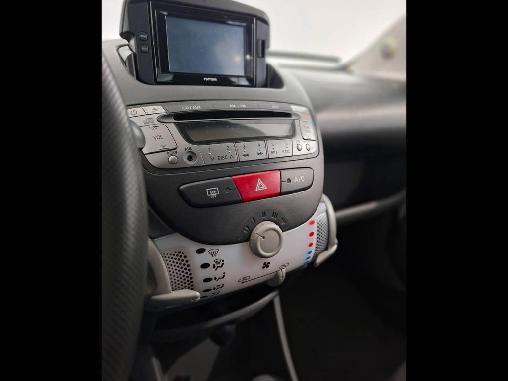 Toyota Aygo 5 Porte 1.0 VVT-i Active Connect