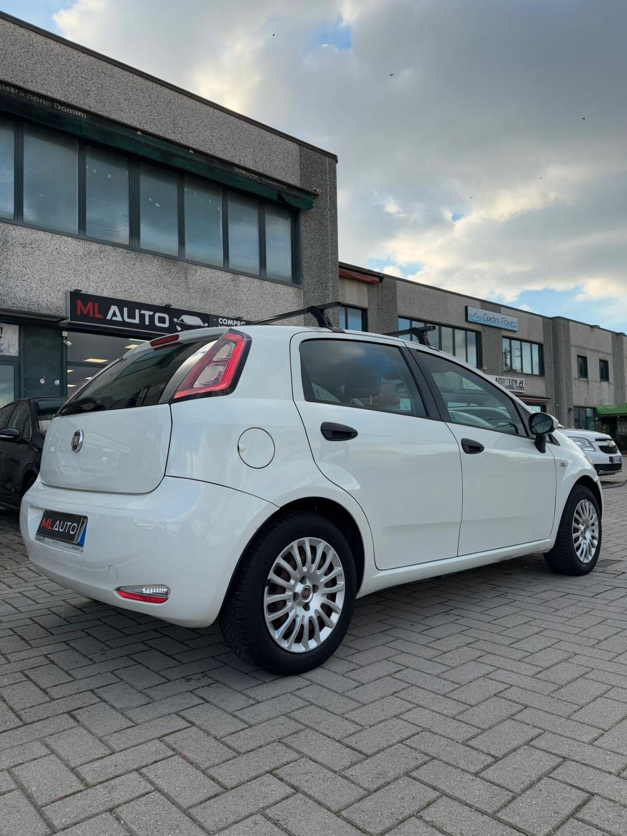 Fiat Punto 1.3 MJT II S&S 85 CV 5 porte ECO Lounge - ok neo