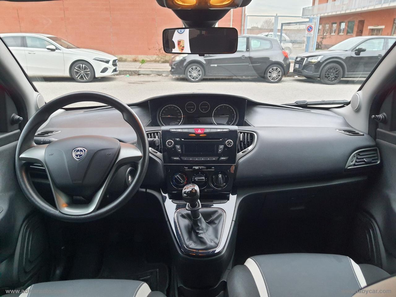LANCIA Ypsilon 1.2 69 CV 5p.