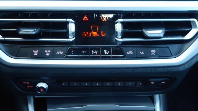 BMW 320 d Business Automatico