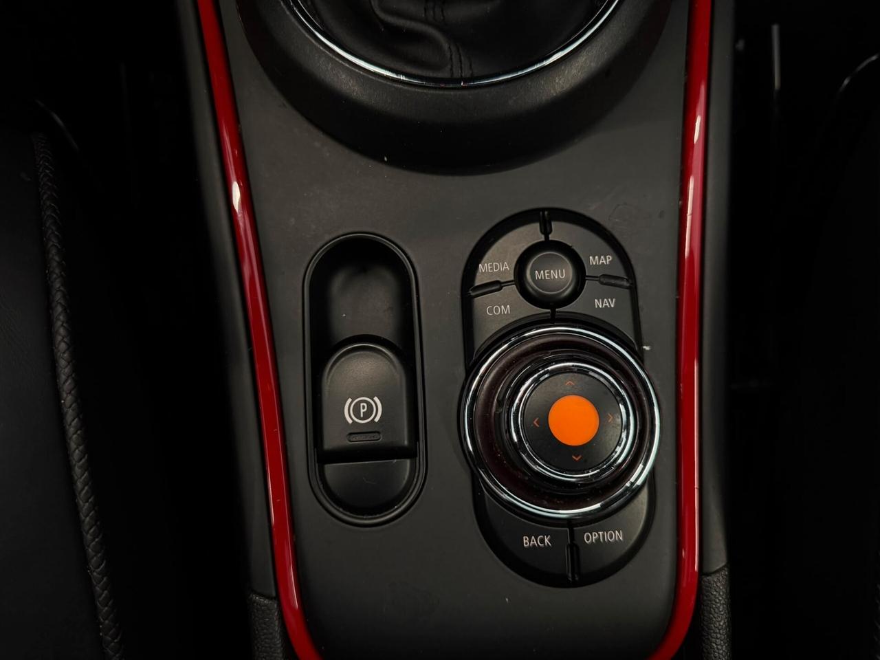 Mini Cooper SD Countryman 2.0 Business Automatica