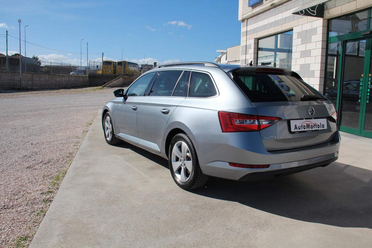Skoda Superb 2.0 TDI DSG Wagon Executive (KW 110 - CV 150)