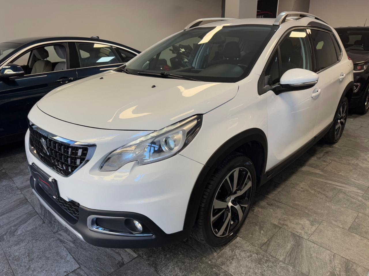 Peugeot 2008 BlueHDi 100 Allure