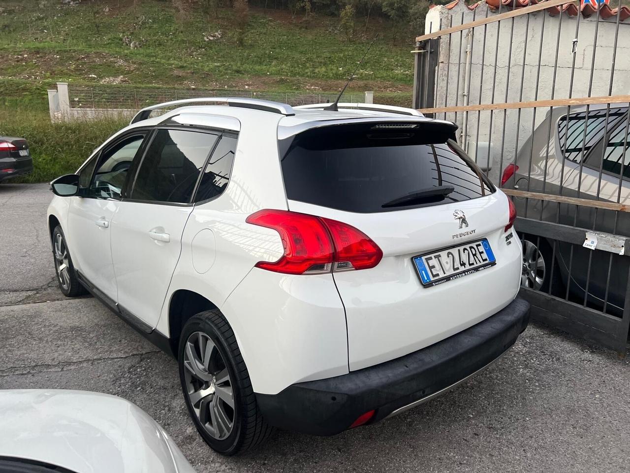 Peugeot 2008 1.6 e-HDi 92 CV frizione nuova