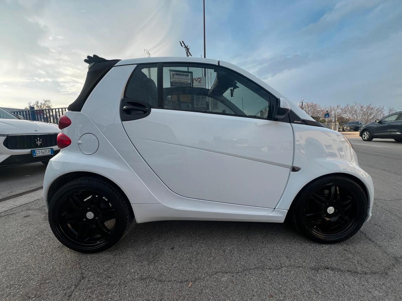 Smart ForTwo 1000 75 kW cabrio BRABUS