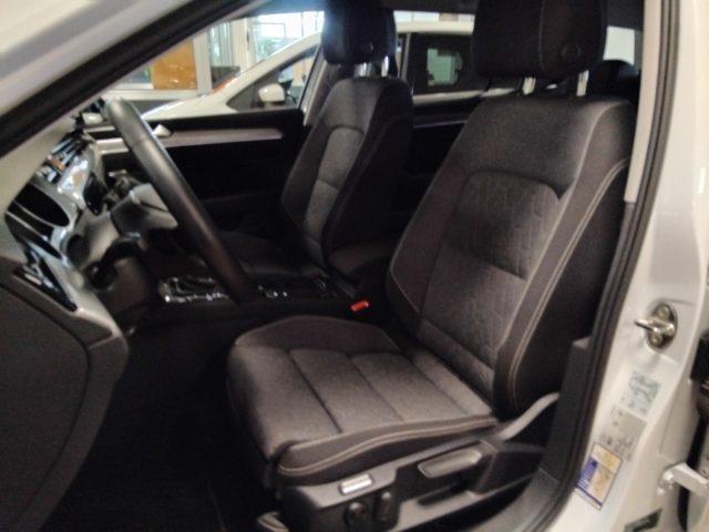 VOLKSWAGEN Passat Variant 2.0 TDI SCR EVO DSG Business