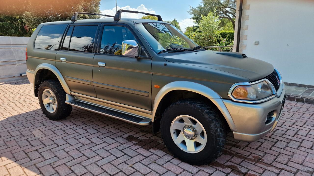 Mitsubishi Pajero Sport Pajero Sport 2.5 TDI GLS