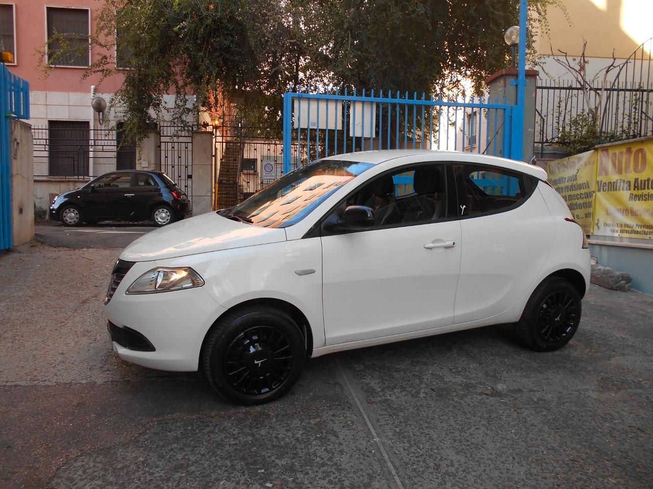 Nissan Micra 1.2 12V 5 porte GPL Eco Comfort