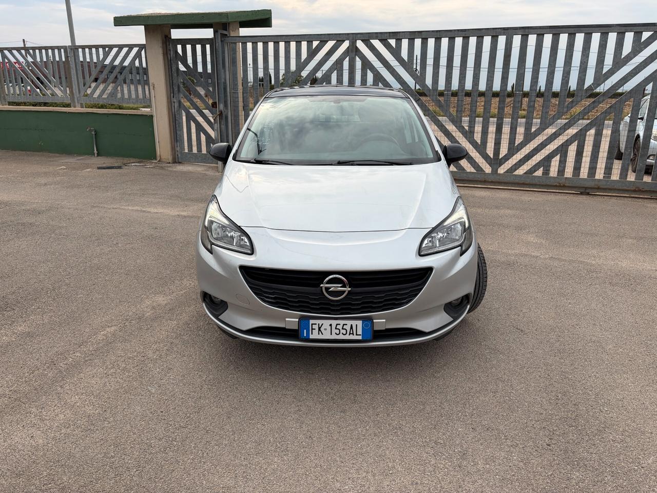 Opel Corsa 1.4 90CV GPL Tech 5 porte b-Color