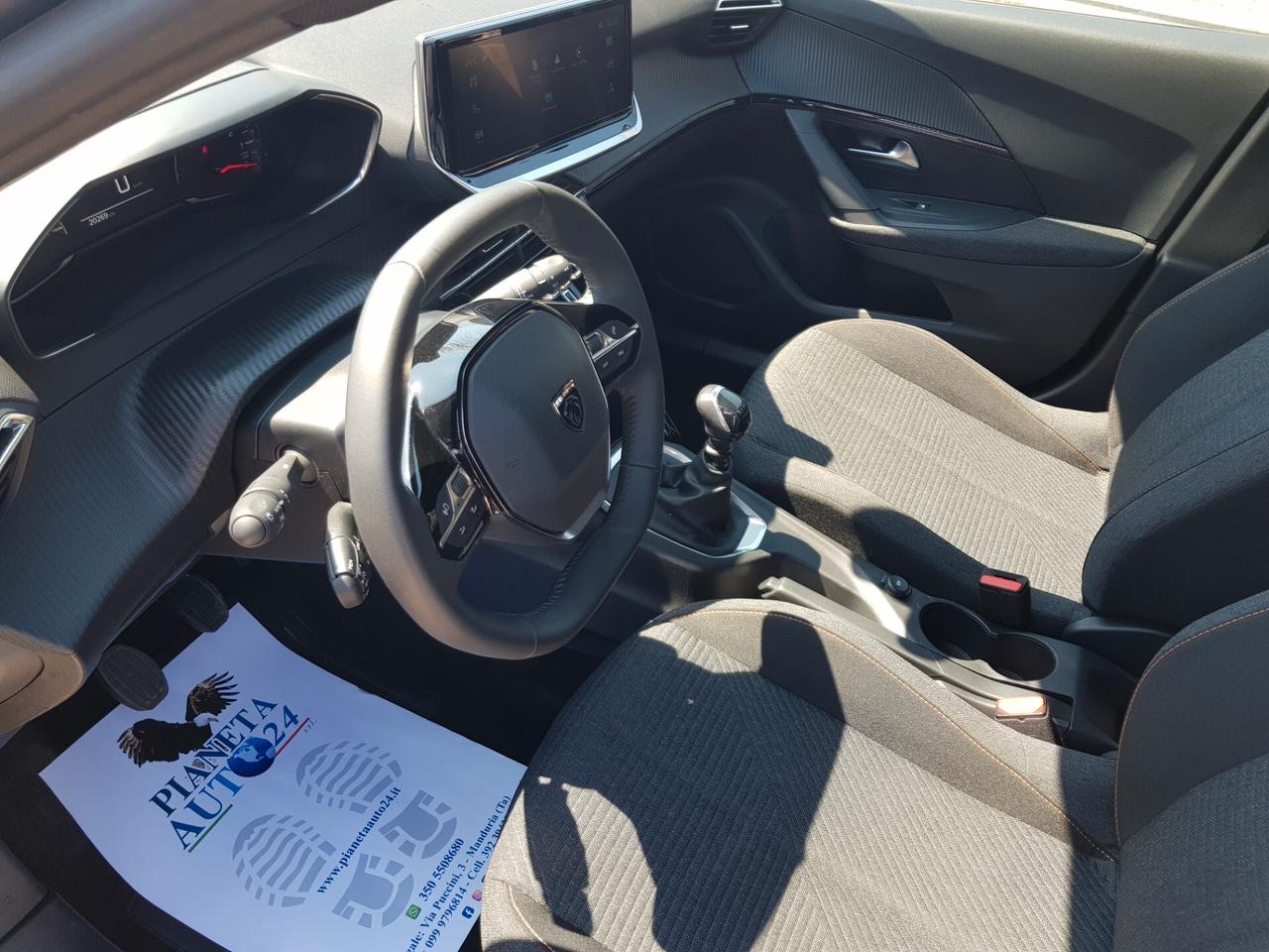 Peugeot 2008 2025 20.000 km – Come nuova