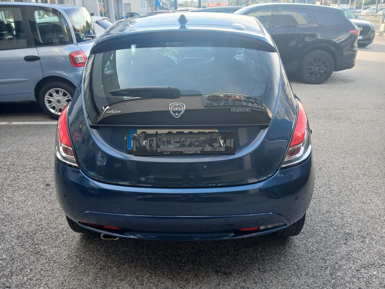 Lancia Ypsilon 1.0 FireFly 5 porte S&S Hybrid Gold