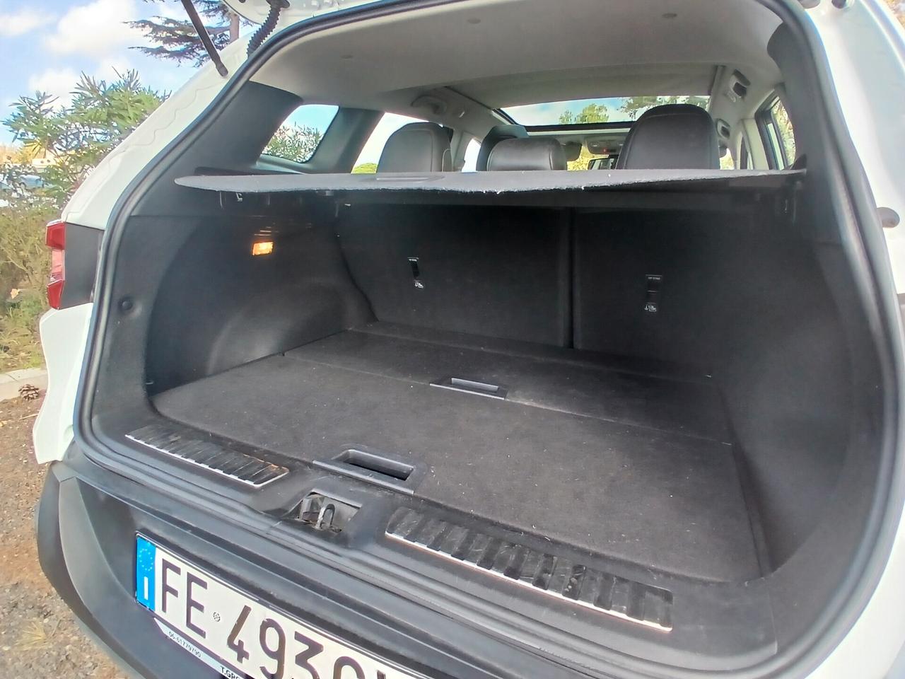 Renault dCi 8V 110CV EDC Energy Bose