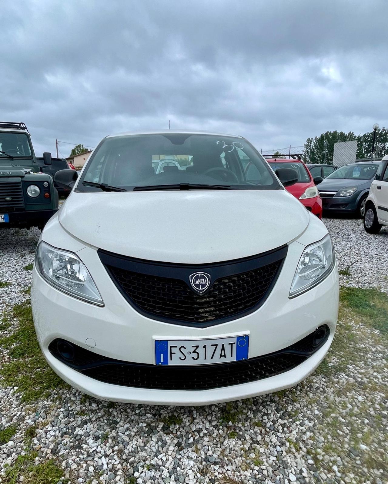 Lancia Ypsilon 1.2 69 CV 5 porte GPL Ecochic Gold