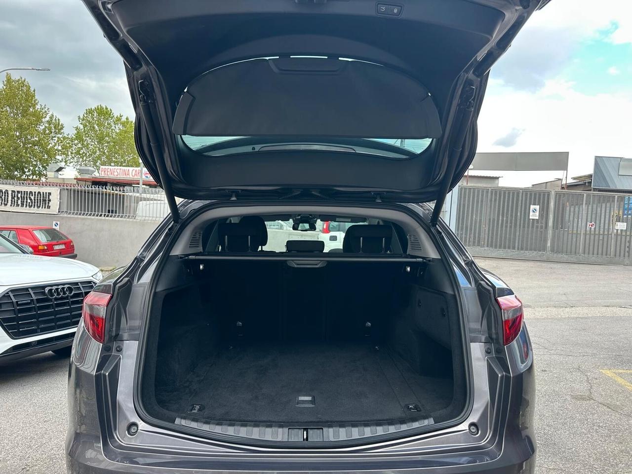 Alfa Romeo Stelvio 2.2 Turbodiesel 190 CV AT8 RWD Sprint