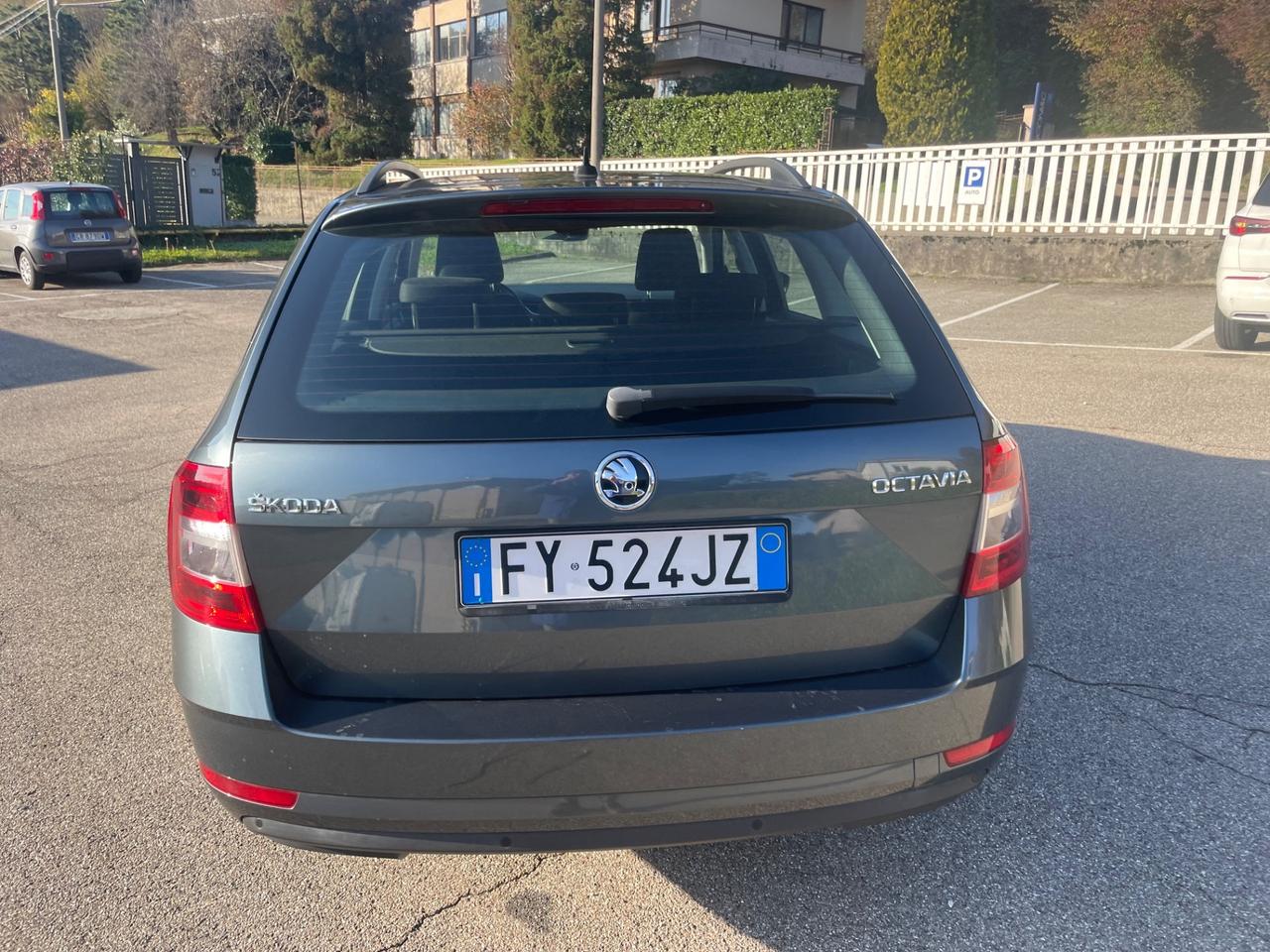 Skoda Octavia 1.6 TDI SCR 115 CV Wagon Executive