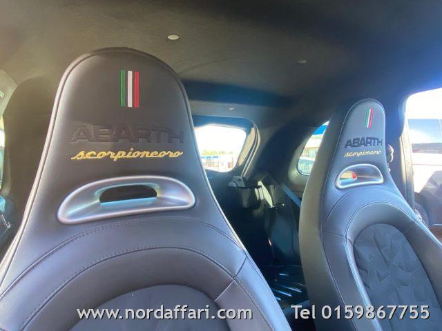 ABARTH 595 1.4 Turbo T-Jet 165 CV Serie Scorpioneoro 2000 es