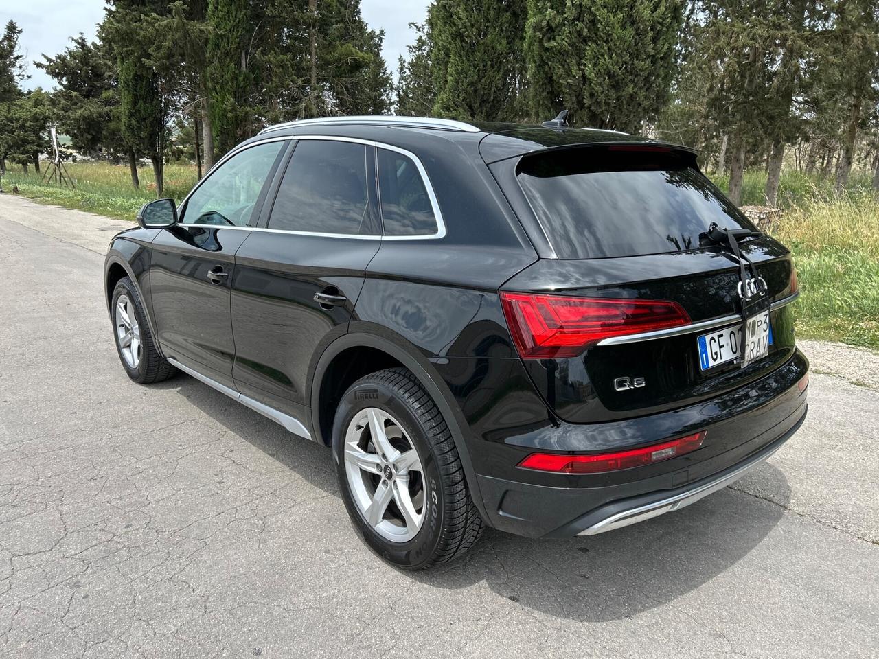 Audi Q5 AUDI Q5 40 TDI 204 CV quattro S tronic Sport