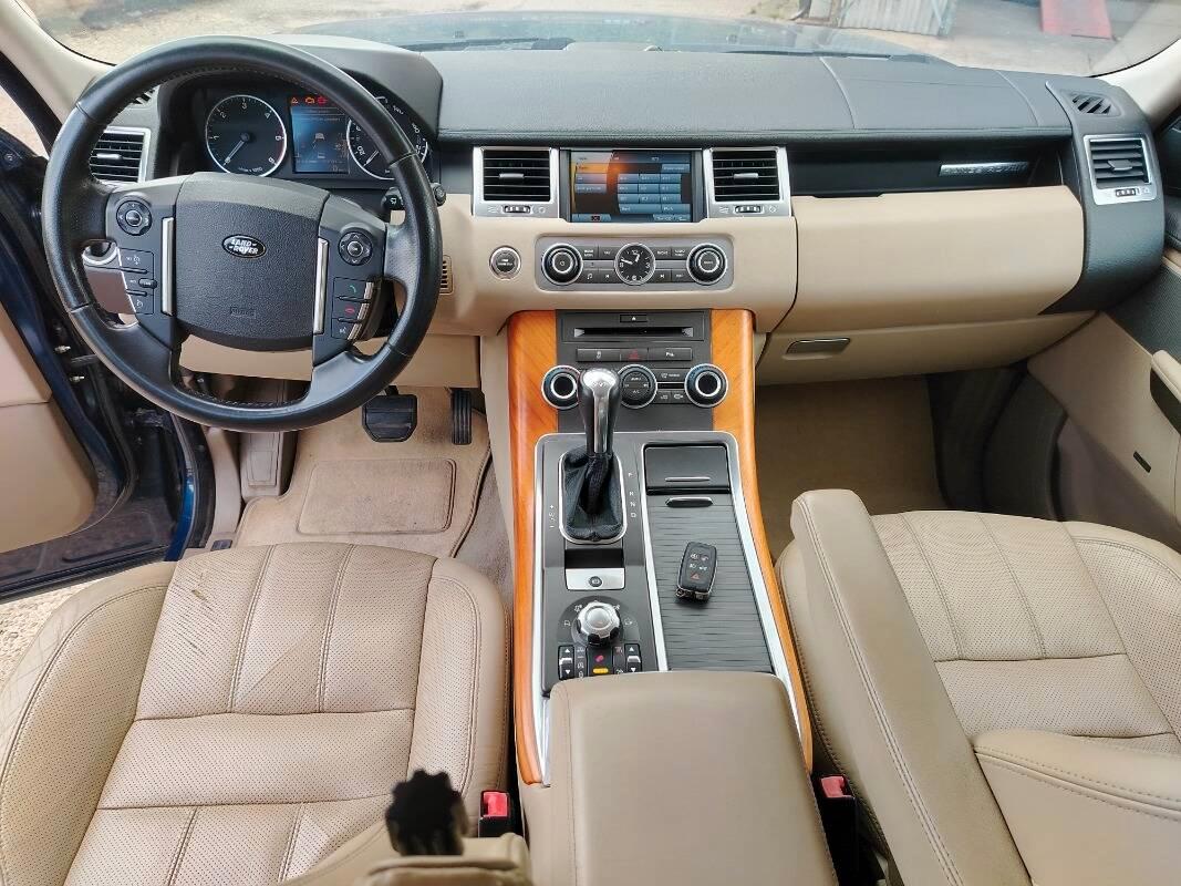 Land Rover Range Rover Sport 3.0 tdV6 HSE auto