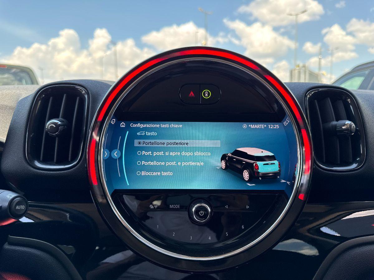 MINI - Countryman Mini 2.0 Cooper D auto#FARI FULL LED!