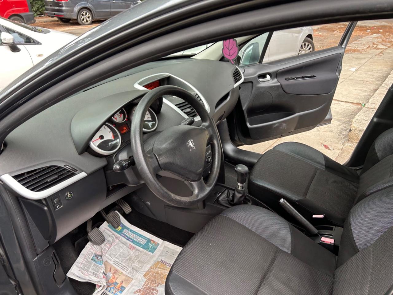 Peugeot 207 1.4 8V 75CV 5p. Energie Sport ECO GPL