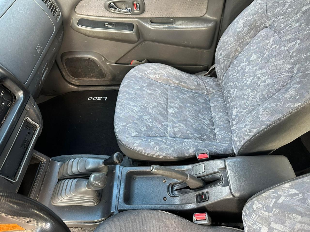 Mitsubishi L200 2.5 TDI 4WD Double Cab Pick-up GLS