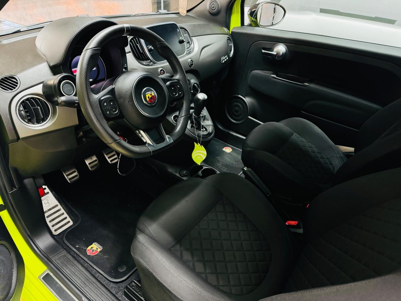 Abarth 595 1.4 Turbo T-Jet 220 CV Pista*9000 KM*