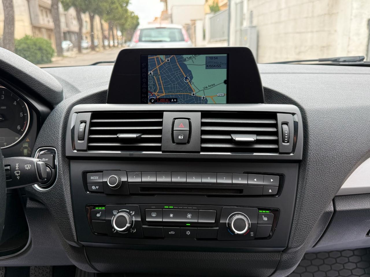 Bmw 116d 2.0 116CV 5p. NAVI SEDILI RISCALDATI 2012