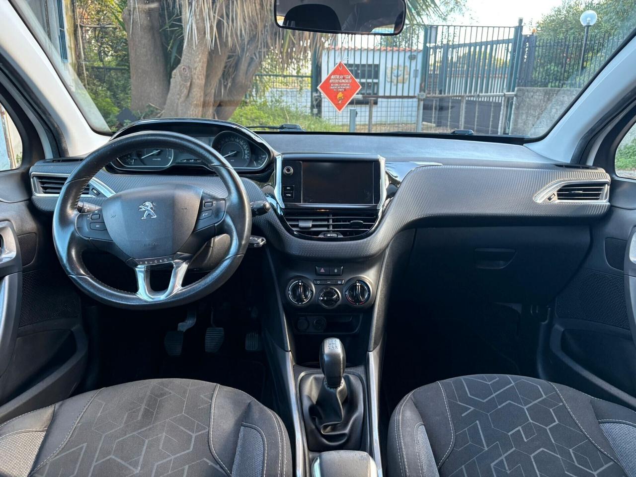 PEUGEOT 2008 1.6 HDi Active - 2017