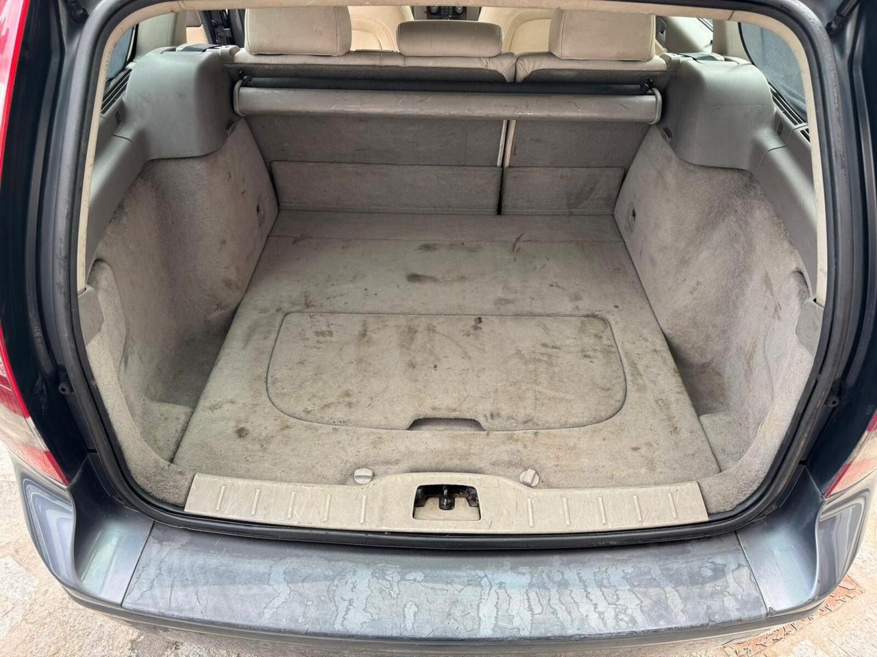 VOLVO V50 2.0 D CAT SUMMUM 136cv