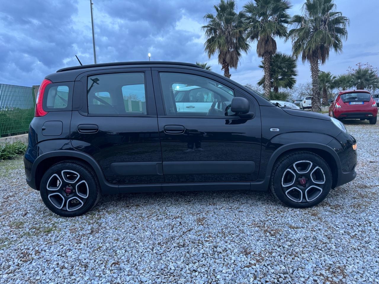 Fiat Panda 1.0 FireFly S&S Hybrid Sport