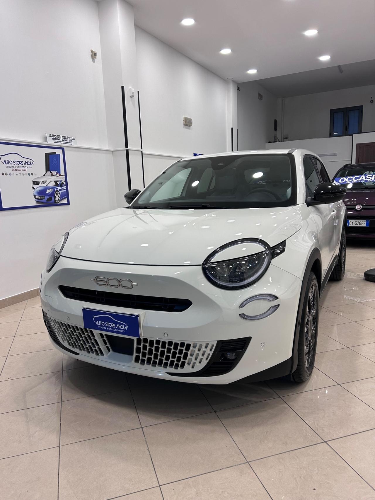 Fiat 600 Hybrid 110 CV DCT MHEV La Prima