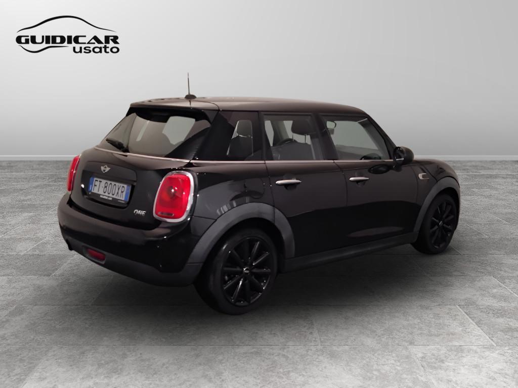 MINI Mini IV F55-F56 2014 - Mini 1.2 One 75cv 5p