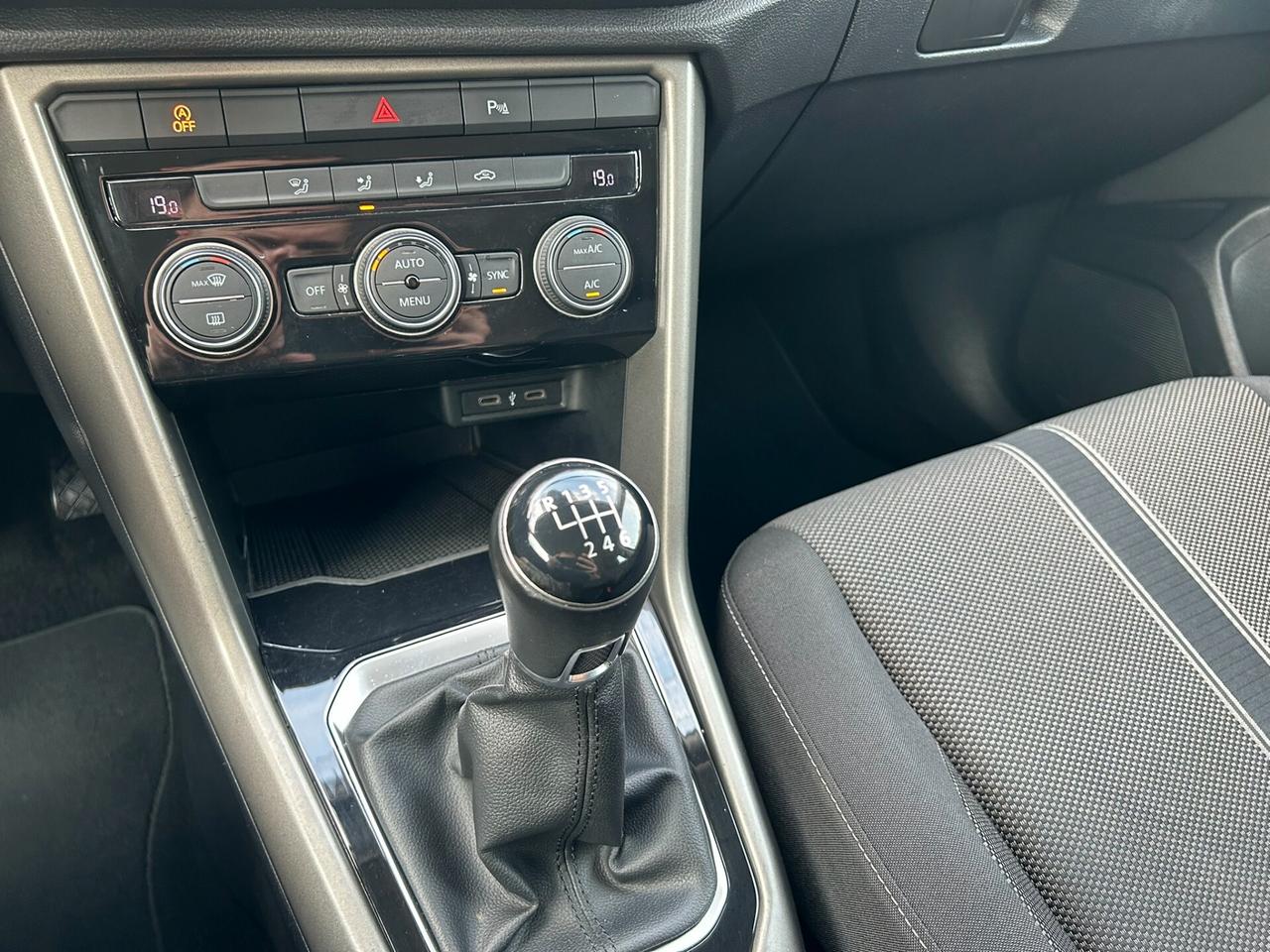 VW T-ROC 2.0 TDI 115CV Business - OK NEOPATENTATI