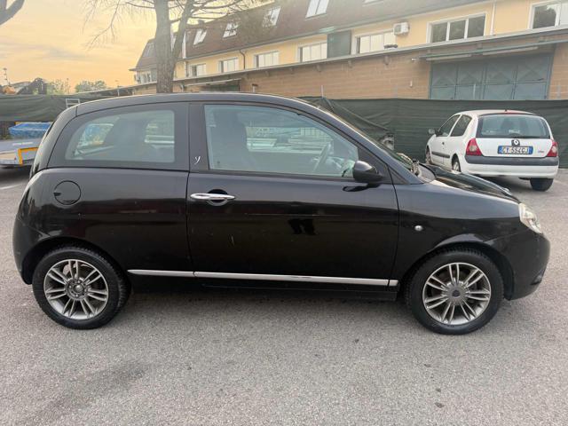 LANCIA Ypsilon 1.2 Versus senza nessun lavoro da fare