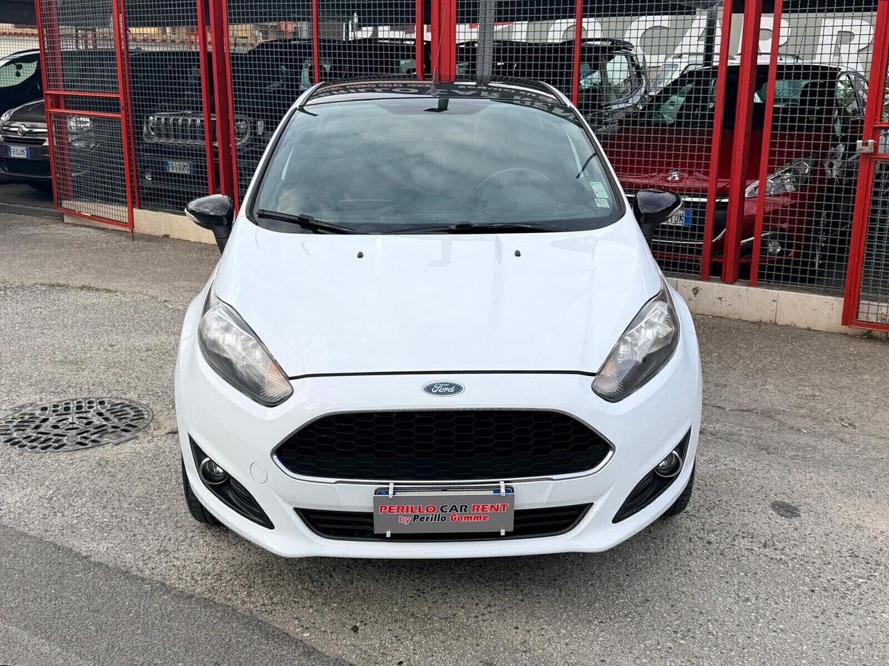 Ford Fiesta 1.0 80CV 5 porte Black & White Edition