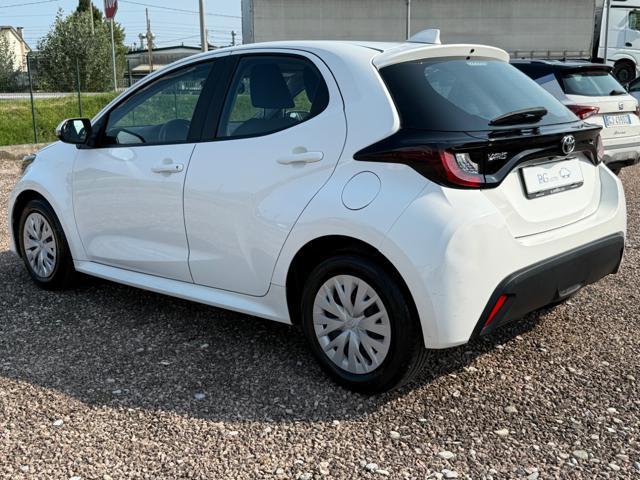 TOYOTA Yaris 1.0 5 porte Active