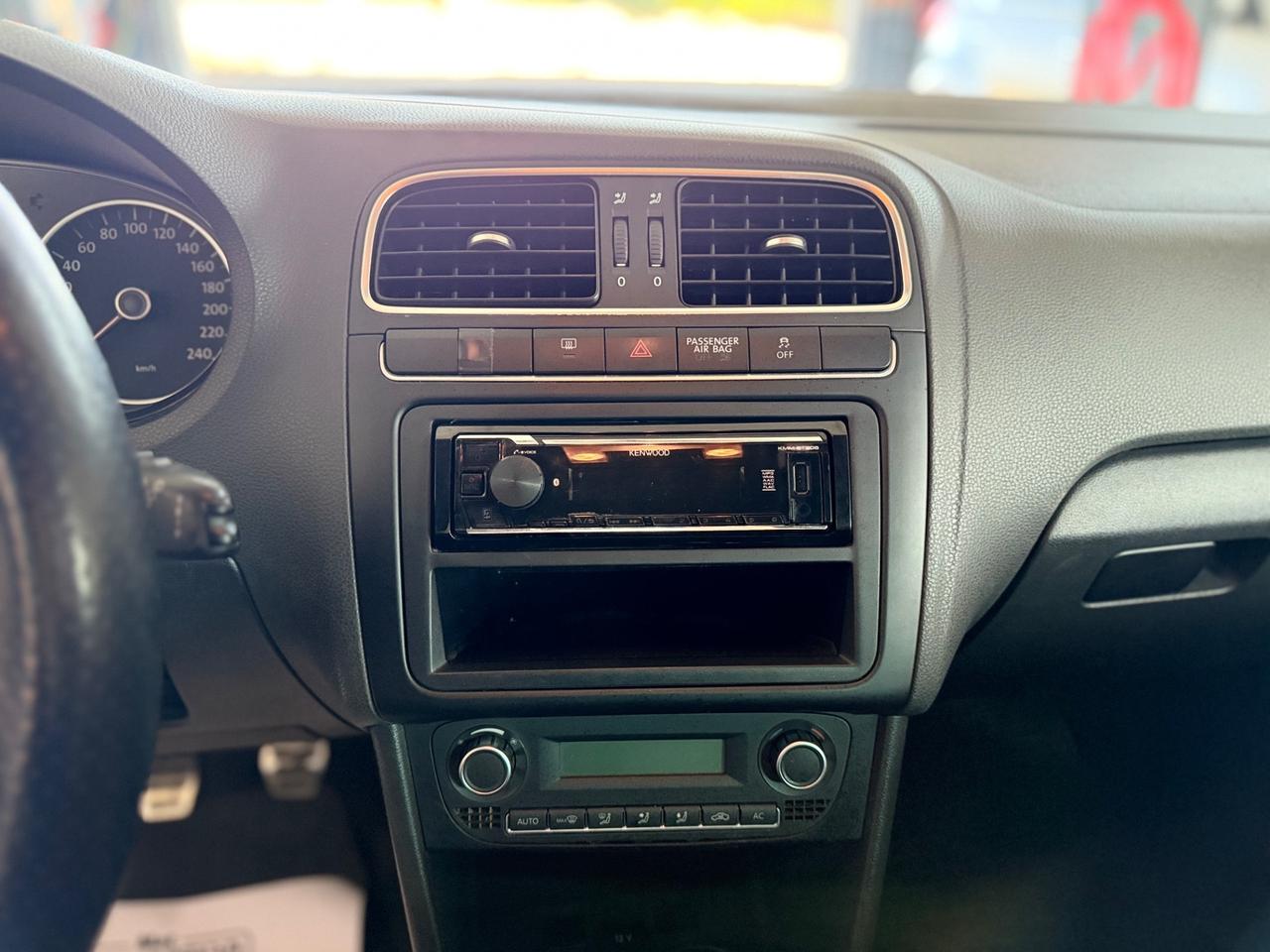 Volkswagen Polo Cross 1.4 NEOPATENTATI