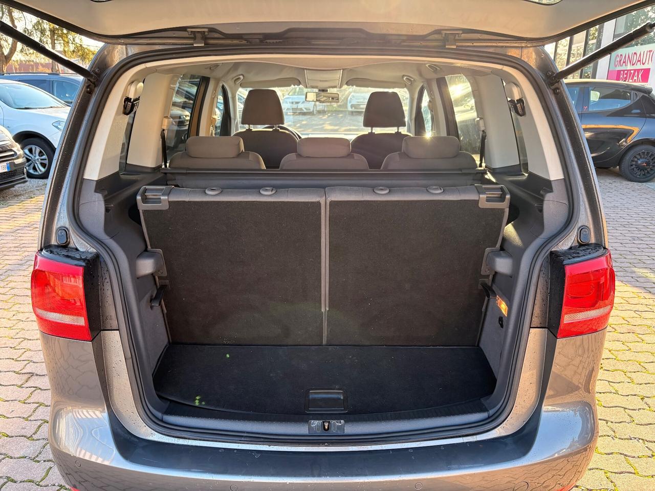 Volkswagen Touran Business 1.6 TDI Comfortline