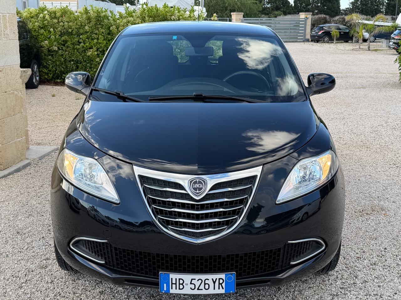 Lancia Ypsilon 1.2 69 CV 5 porte S&S Gold