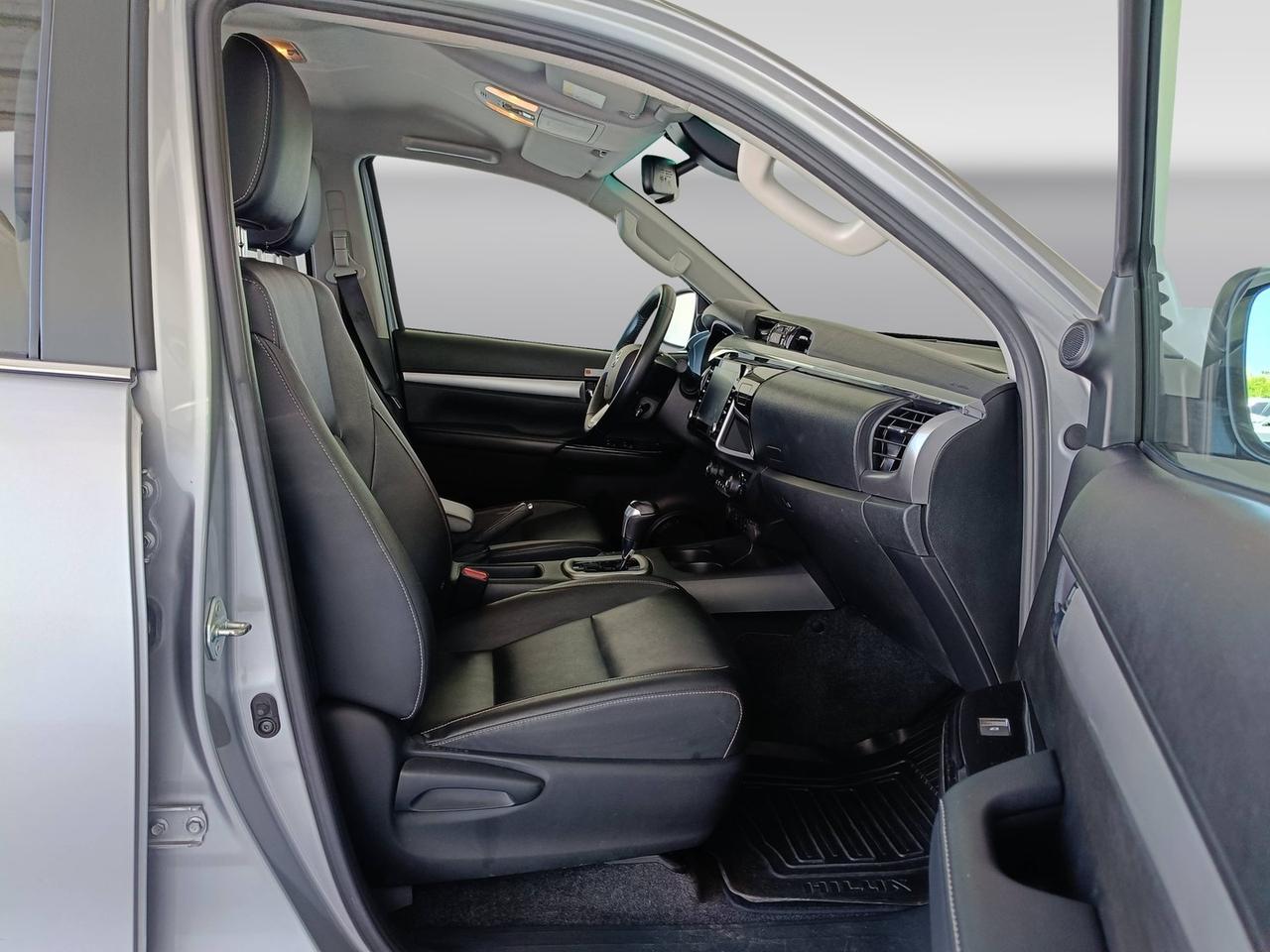 TOYOTA Hilux IV 2021 - Hilux 2.8 d double cab Executive 4wd auto