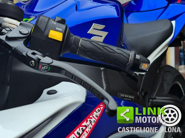 SUZUKI GSX R 750 K8