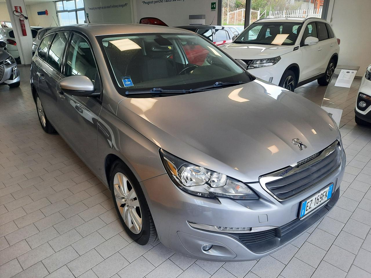 Peugeot 308 BUSINESS 1.6 HDI 92CV