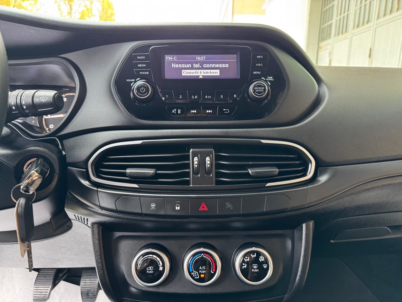 Fiat Tipo 1.4 Easy 95cv 5Porte GARANZIA 24 MESI