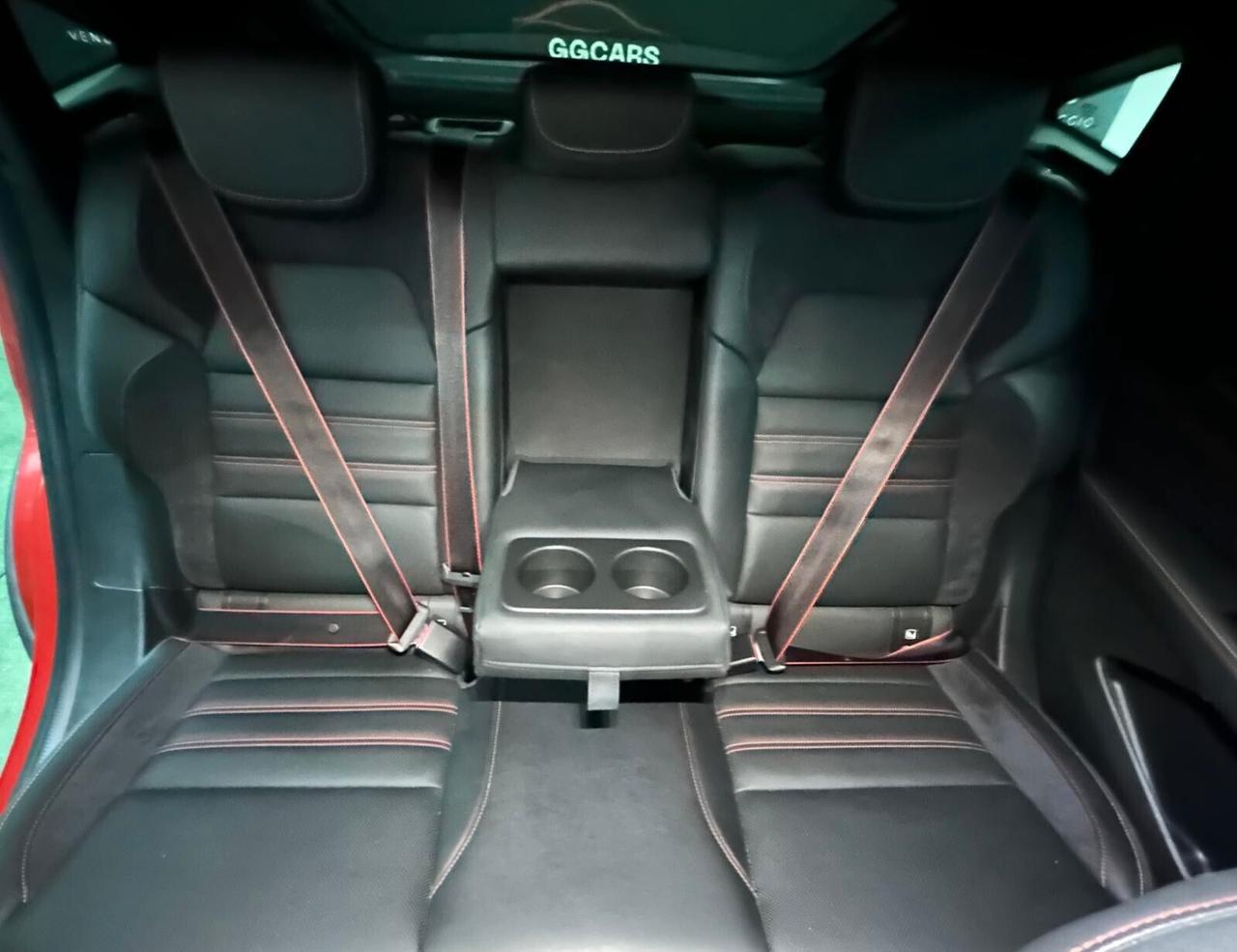 Renault Arkana Hybrid E-Tech 145 CV R.S. Line