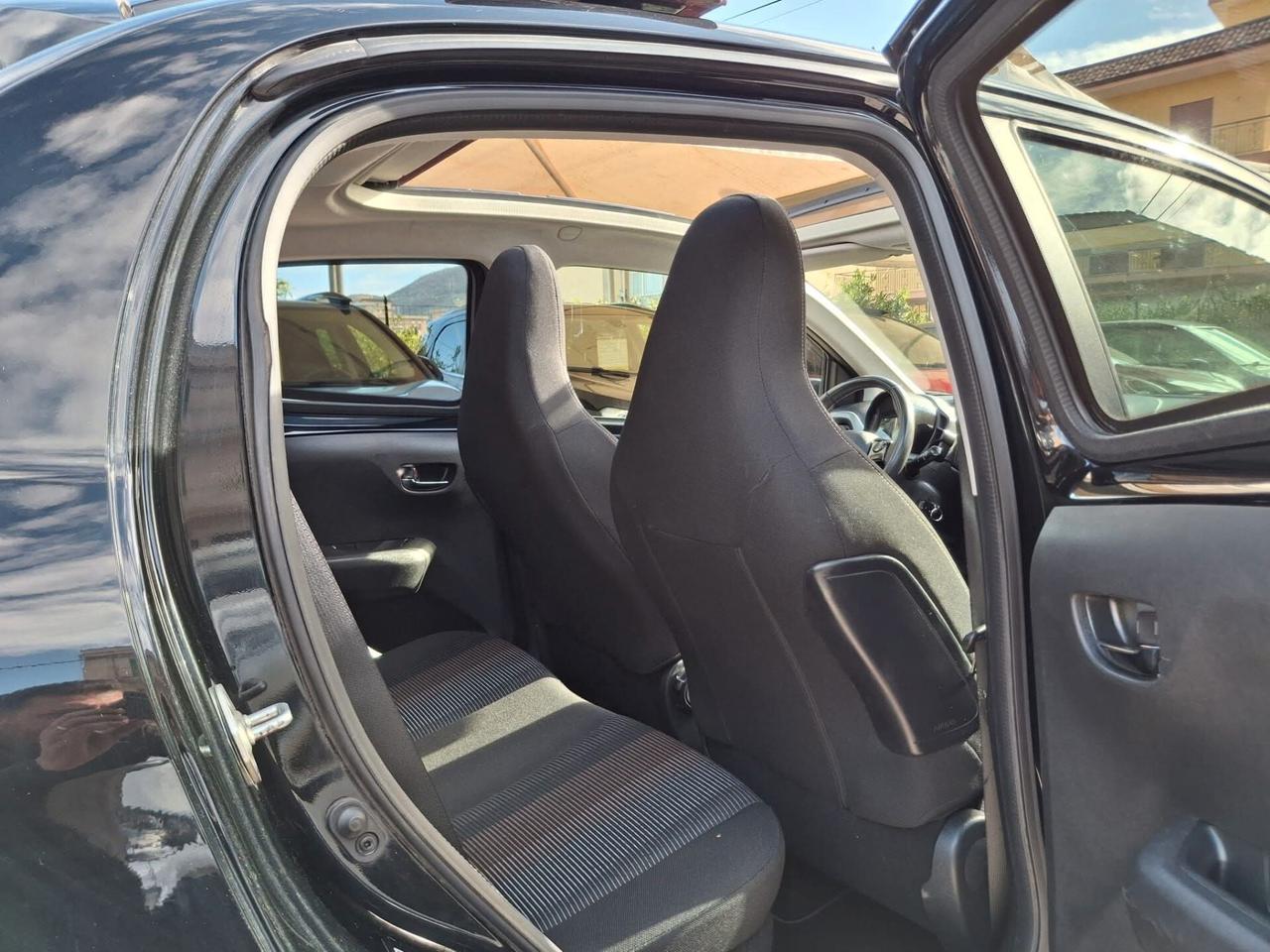 Peugeot 108 VTi 68 5 porte Allure TOP!