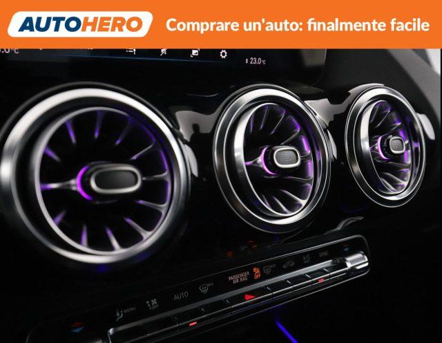 MERCEDES-BENZ GLA 180 d Automatic Premium